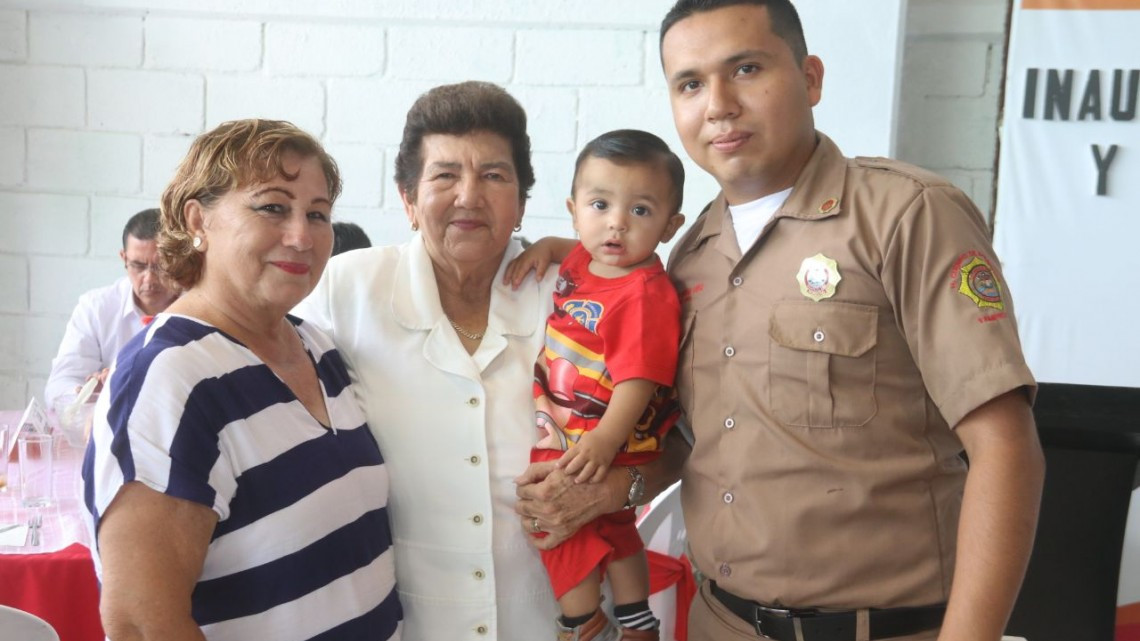 Entrega Magda Peraza nuevo cuartel de Bomberos de Tampico