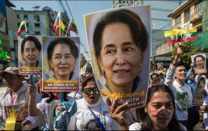 La Policía birmana presenta cargos contra Aung San Suu Kyi 