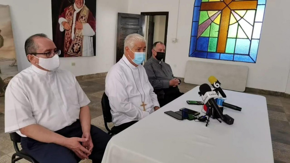 Niega Arzobispo que renuncia de Monseñor Antonio González fuera por comentario de no usar cubrebocas 