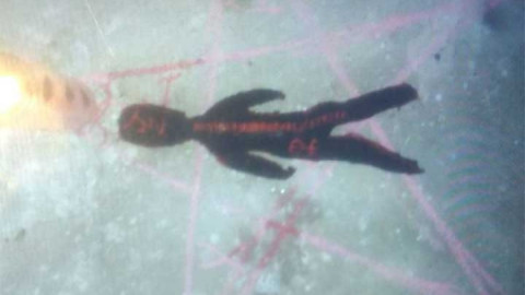 Mujer ofrece a su bebé en ritual satánico