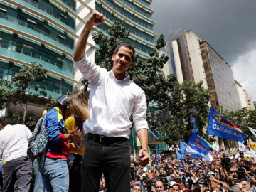 Guaidó llama a protesta nacional contra Maduro