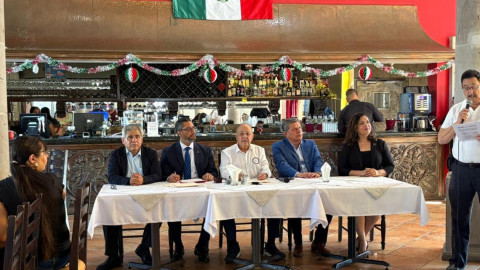 Fortalecen lazos académicos y profesionales: EXAUAT y Colegio Neolaredense de Contadores