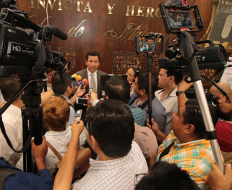 Solicitará Mario López a federación, prioridad para constructoras locales