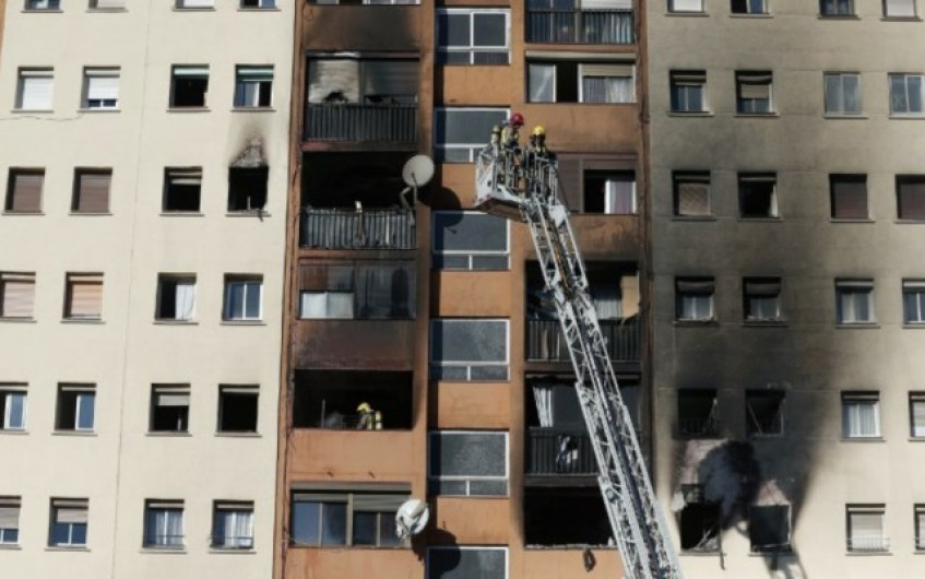 Tres muertos y 16 heridos por incendio en España