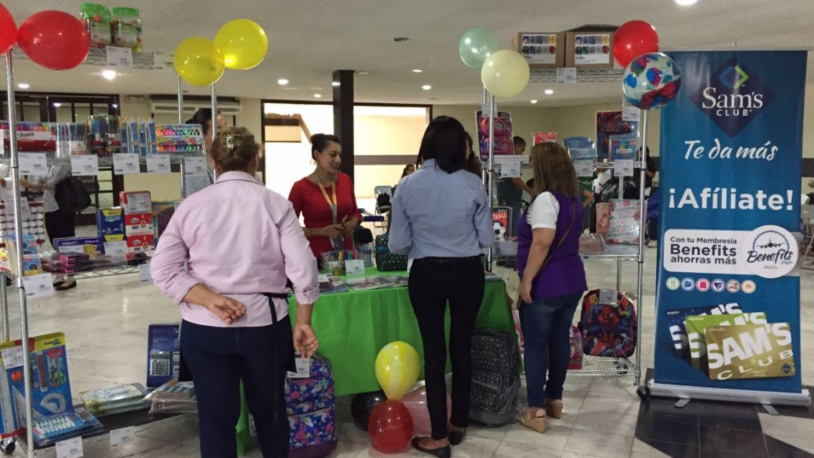 Inauguran la feria de útiles escolares en Matamoros