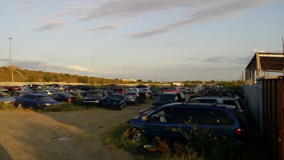 Clausuran Grúas Red de Nuevo Laredo