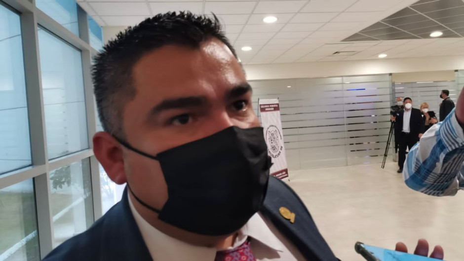 Piden legisladores reembolso para quienes hicieron canje de placas