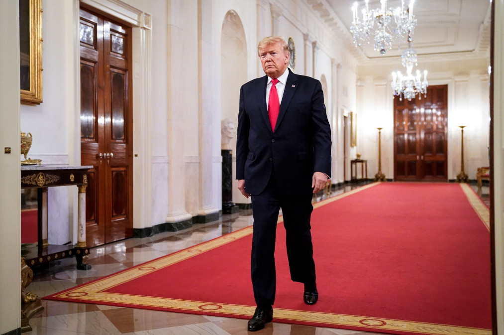 Trump será tratado por COVID-19 desde la Casa Blanca al permanecer estable 