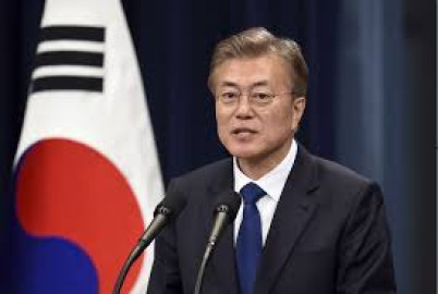 Moon enviará a un representante a Norcorea para preparar cumbre con Kim