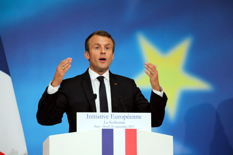 Propone Macron creación de una fuerza europea de intervención militar