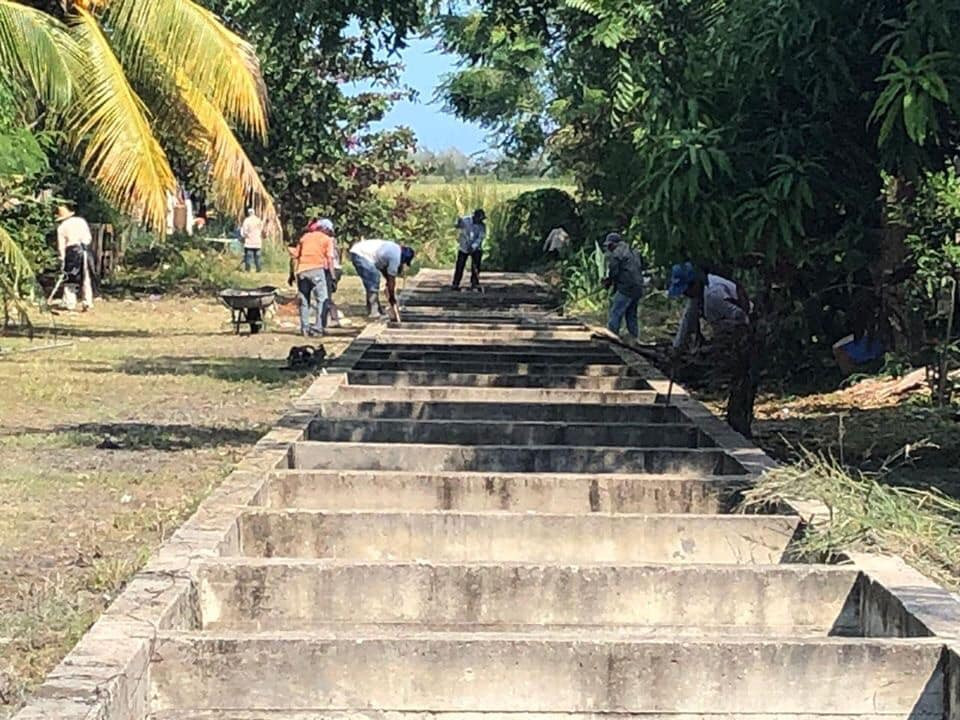 Continúa Madero con trabajos de limpieza y desazolve en canales