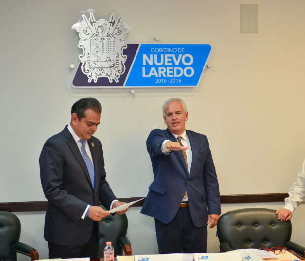 Toma protesta Alfonso Peredo como director de INDECULT 