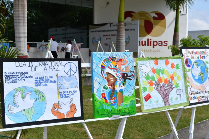 Expresan PPLs su visión de paz con lápiz y acuarela