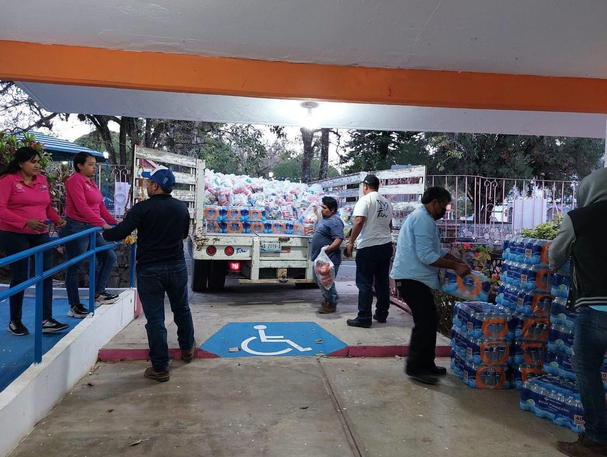Instalan centro de acopio para apoyar a combatientes del incendio en “El Cielo”