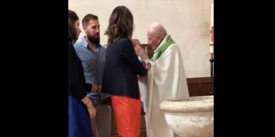 Vídeo de un cura abofeteando a un menor, causa indignación en redes