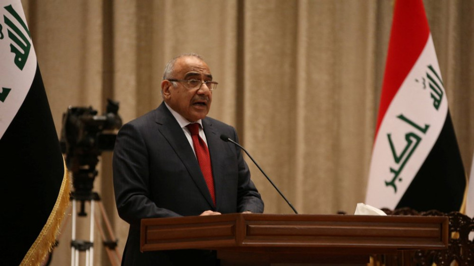Primer ministro iraquí toma posesión con un gabinete incompleto 