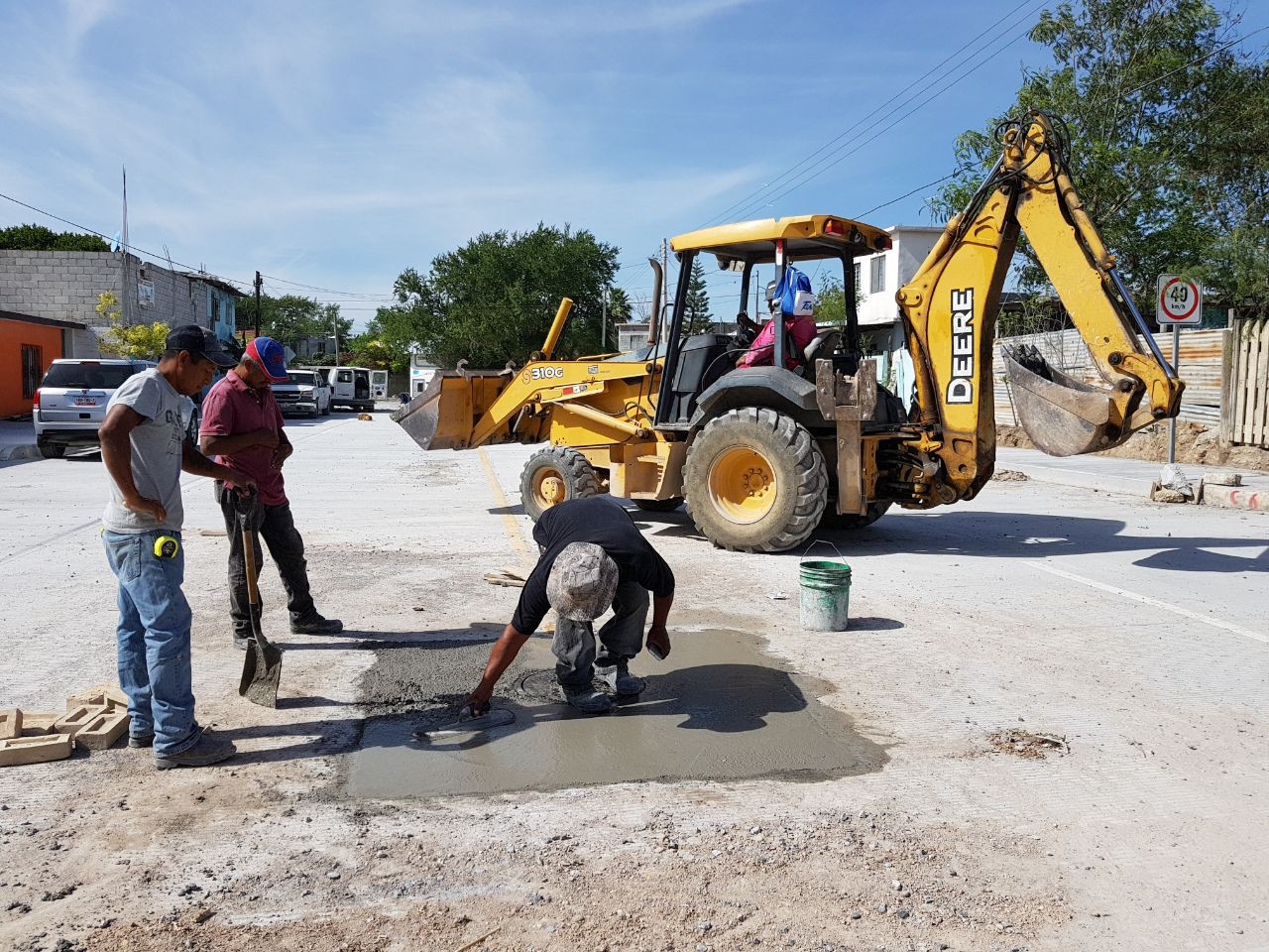 Pavimentación de calle Miguel Hidalgo en beneficio de colonos