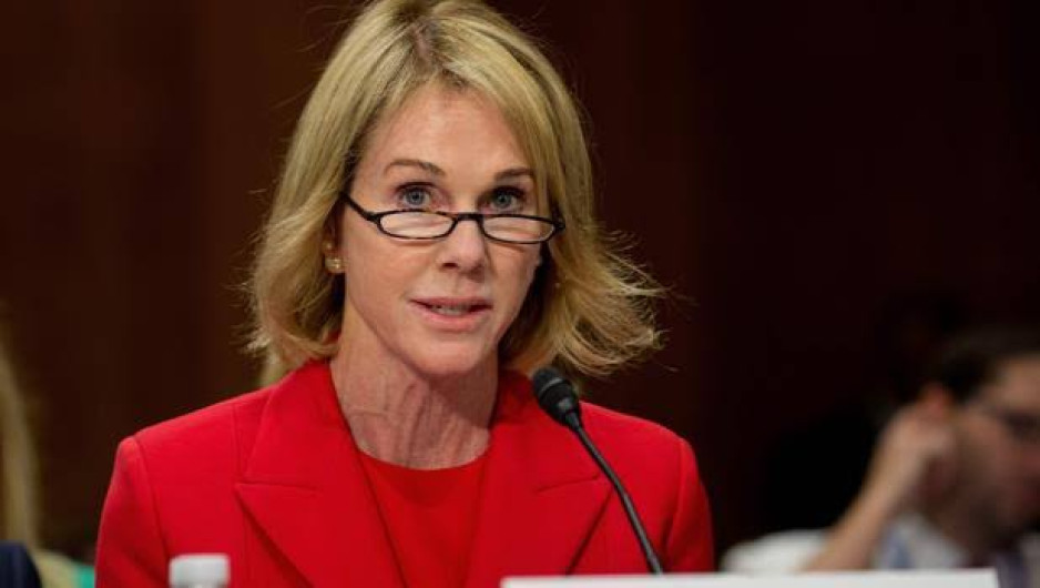 Elige Trump a Kelly Knight para embajadora ante ONU