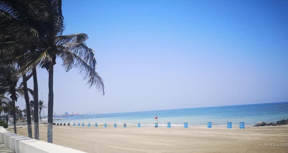 Encuentran rastros de COVID-19 en muestras de agua de mar en Estados Unidos 