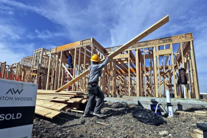 Producción de constructoras sufre caída histórica del 32% en el mes de abril: Inegi