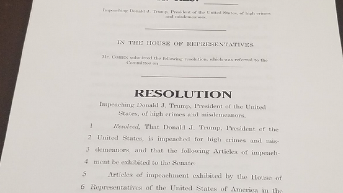 Demócratas acusan formalmente a Trump por violar Constitución  