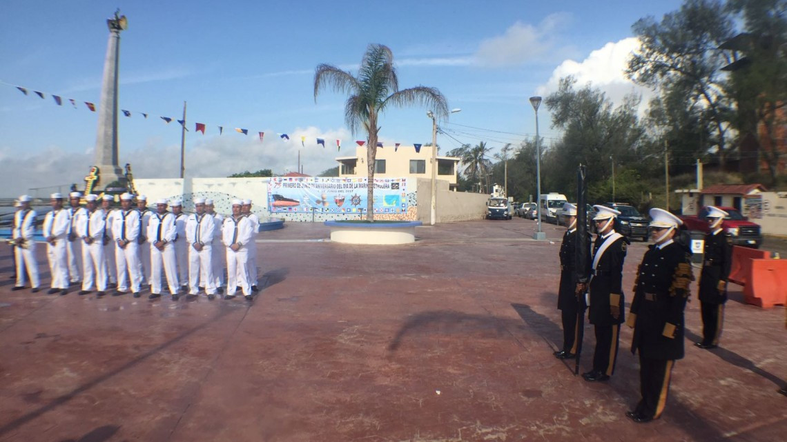 Petroleros conmemoran el 75 aniversario de la Marina Petrolera