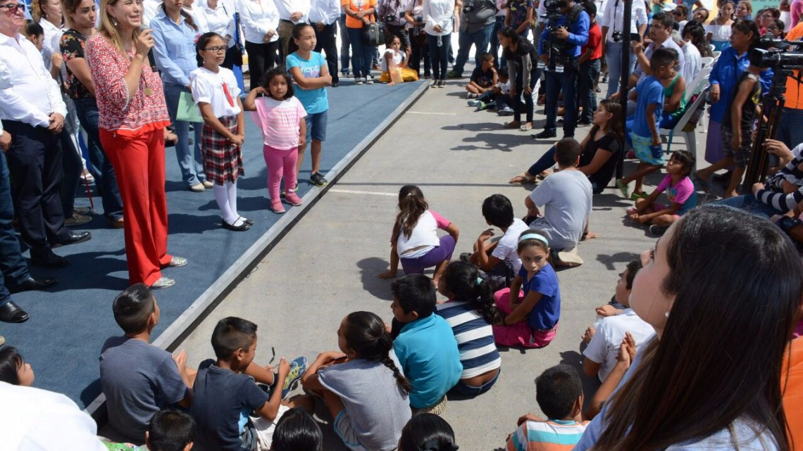 Llevan a cabo Audiencia Pública en Los Almendros