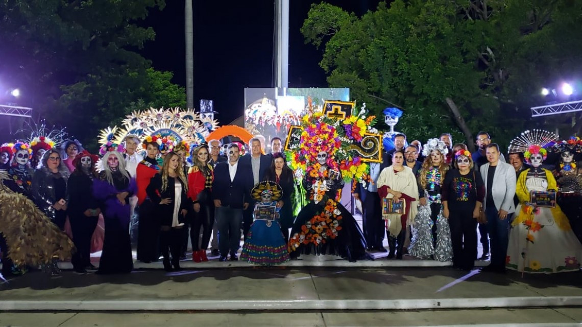  Espectacular “Desfile de Catrinas” en El Mante