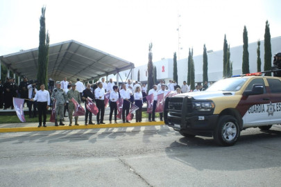 Con helicóptero y víveres Tamaulipas apoya a Veracruz; gobernador llama a la población a solidarizarse