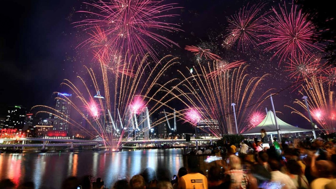 Así comienza el mundo a recibir al 2020