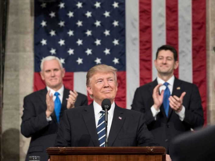 Trump elogia al primer ministro hindú