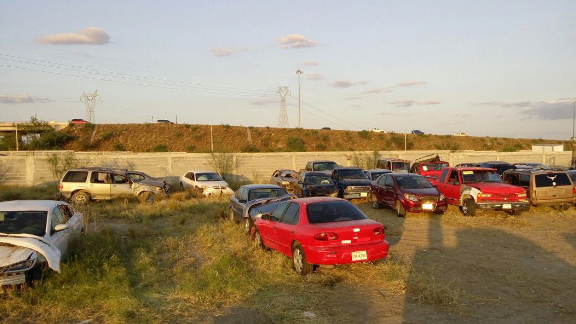 Clausuran Grúas Red de Nuevo Laredo