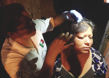 Propina albañil golpiza a su mujer