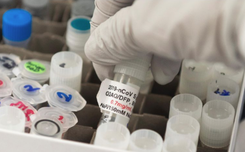 Surge nueva variante de Covid-19 en Sudáfrica