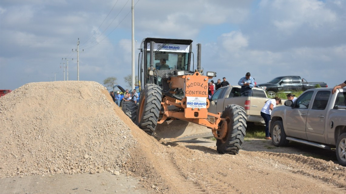 Arranca rehabilitación de accesos a comunidades rurales