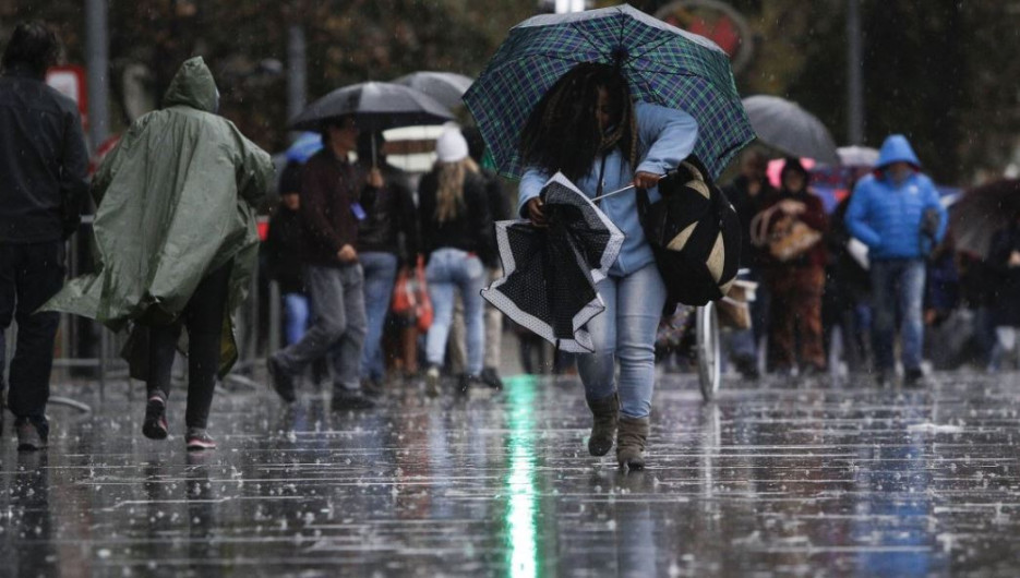 Pronostican fuertes lluvias en el oriente y sureste del país 