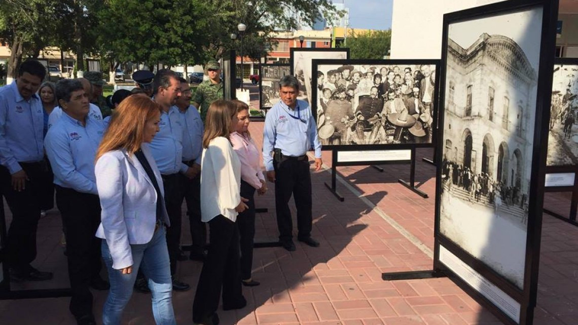 Inaugura alcaldesa, exposición fotográfica "Rumbo a la Constitucion 1917"