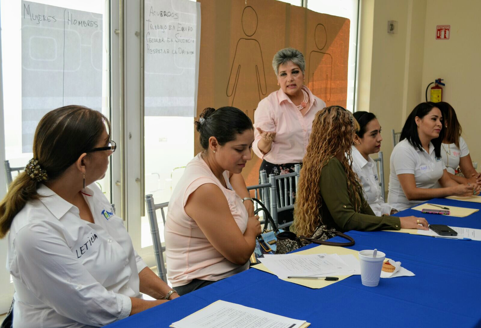 Imparten curso-taller de Género en Salud