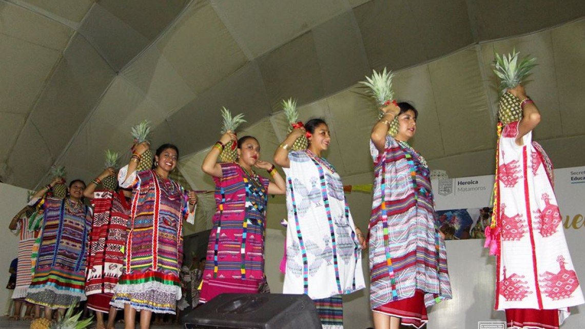 Llevan a cabo "Guelaguetza" en Matamoros