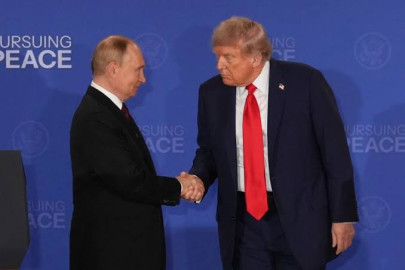 Trump y Putin concluyen cumbre en Alaska sin avances claros sobre Ucrania
