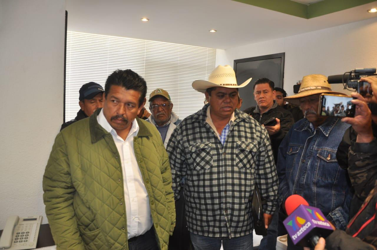 Toman productores oficinas de la SADER y amenazan con bloqueos de puertos y aeropuertos