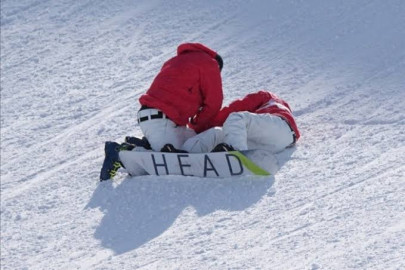 Atleta japonesa sufre espantosa lesión por caída 