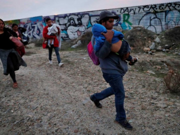  Si no separas, MUCHA más gente vendrá: Trump