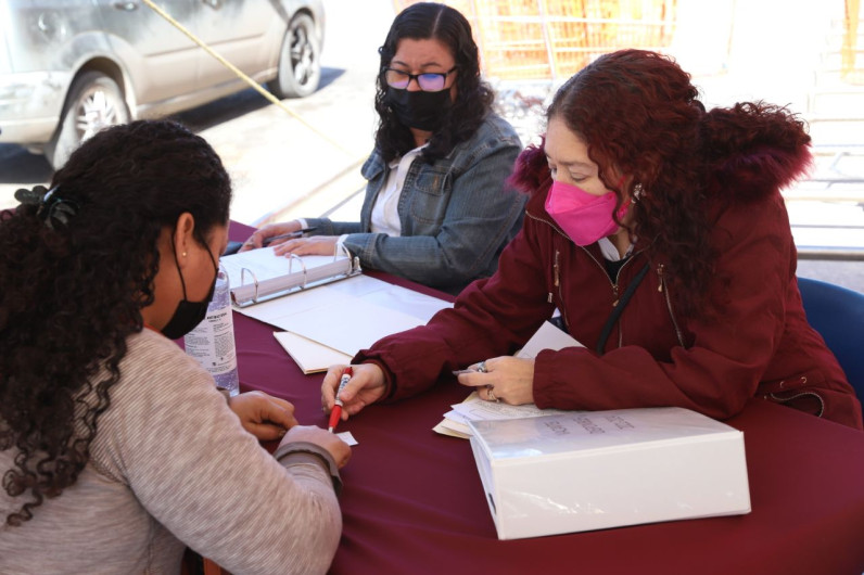 Ofertas de empleo llegan a la colonia Hipódromo 