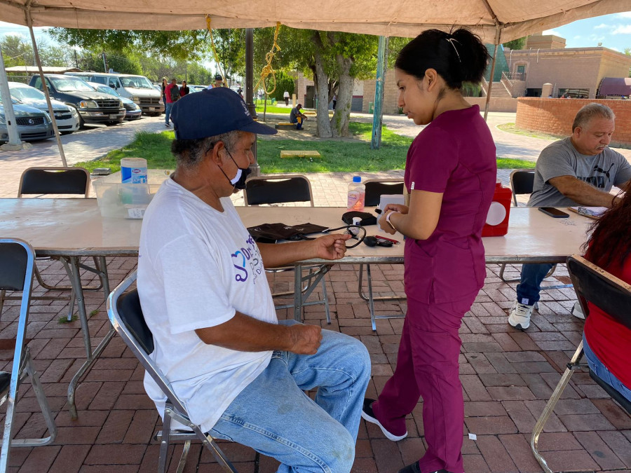 Instala Salud Municipal puntos de hidratación 
