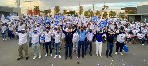 Vamos caminando a la victoria: De Coss