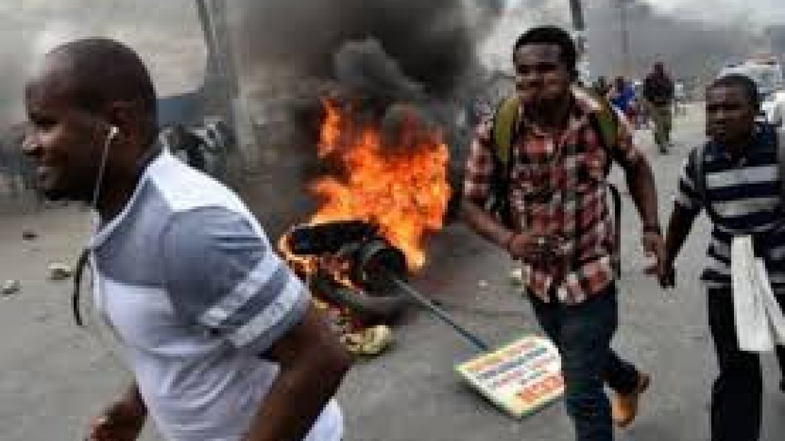 Huelgas contra el gobierno en Haití, dejan siete muertos