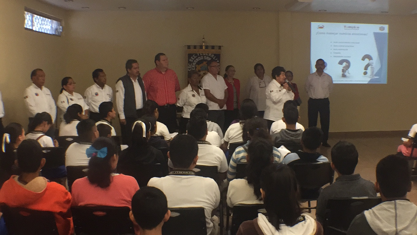 Buscan prevenir violencia y delincuencia en secundarias          