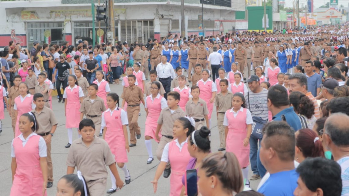 Convoca a familias el desfile Cívico-Militar del 208 Aniversario de la Independencia