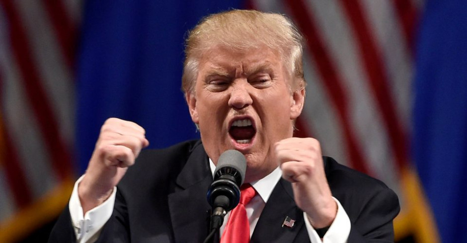 Trump critica al Congreso por no incluir dinero para el muro en el presupuesto